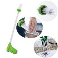 Hand-Held Critter Catcher Insect Catching Spider Trap Insect Grabber Travel Friendly Humane Trap Centipede Pest Control Tools