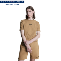 Tommy Hilfiger เสื้อยืดผู้ชาย รุ่น MW0MW31538 RBL - สีน้ำตาล