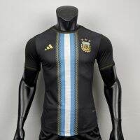 เสื้อฟุตบอล เกรด Player ทีม Argentinเนื้อผ้าโพลีเอสเตอร์  กล้ารับประกันสินค้าทุกตัว