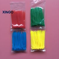 Xingo สายไทซิปไนลอนล็อคตัวเอง3X100มม. 400ชิ้นพลาสติกซิปเหลืองน้ำเงินเขียวแดงผูกห่วงการจัดการสายเคเบิลห่วงห่วงสำหรับมัด