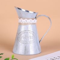 Country Primitive Mini Jug Vase Milk Can with Tied and Linen, Chic Rustic Flower Planter for Garden and home DÃ©cor C7AC