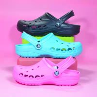 Cro รุ่น Bae Classic Clog รองเท้าลำลองผู้ใหญ่ |รองเท้าส้นส รองเท้าหลุมจระเข้รองเท้าแตะจระเข้รองเท้ารูรองเท้าแตะ