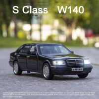 1/32 S-W140โลหะผสมรถโมเดลของเล่นโลหะตัวถังพลาสติกยางยาง4ประตูเปิดดึงกลับฟังก์ชั่นของขวัญเด็ก