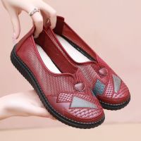 Women Loafers Summer Mesh Mom Flat Shoes Breathable Soft Sole Female Flats Casual Shoes Fashion Ladies Grandma Non-slip Loafers