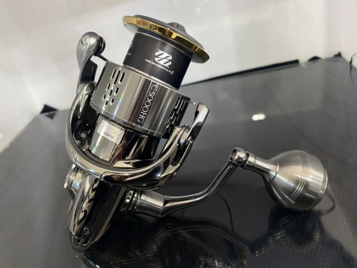 รอกสปิน-shimano-stella-c5000hg