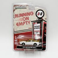 Greenlight 1:64ของสะสมจำลองของเล่นโมเดลรถ Diecast 2021 Ford Mustang Mach 1