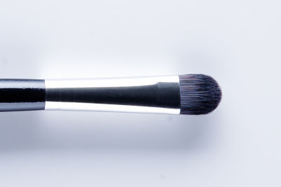 Lady Q Concealer face Brush แปรงลงคอนซีลเลอร์ - สีดำ (LQ-017)