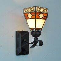Retro minimalist small wall mirror bedside glass lighting Tiffany copper mesh balcony lamp European nostalgia A living room