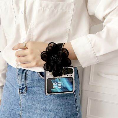 Fashion20233D ดอกไม้สายรัดข้อมือ Lambskin เคสศัพท์สำหรับ OPPO ค้นหา N2 Flip 5G CPH243 N2flip Findn2flip หนังฝาครอบป้องกัน