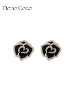 Vivienne Westwood Retro French Hong Kong style full diamond camellia earrings for women 2023 new hot style light luxury high-end earrings sweet earrings