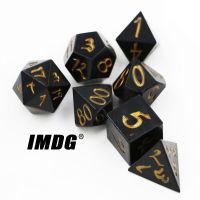 【✆】 IMDG 7ชิ้น/เซ็ตสร้างสรรค์เกม RPG ลูกเต๋า Polyhedron โลหะลูกเต๋า DND ขนาดใหญ่ตัวอักษรสีดำสีทองเกมดิจิตอลลูกเต๋า