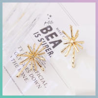 [petite by PRAKYRE] Astra Earring - ต่างหูดาวกระจายสีทองแบบมินิมอล