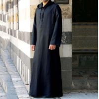 เสื้อผ้ามุสลิมผู้ชายสีทึบ Jua Thobe แขนยาวเสื้อผ้ามีฮู้ดดูไบตะวันออกกลางผู้ชายอิสลามซาอุดิอาระเบีย5XL