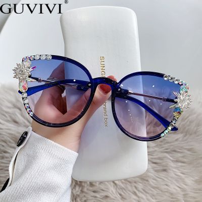Luxury Crystal Flower Decor Sunglasses Vintage Cat Eye Party Eyewear Sparkling Rhinestone Gradient Color Oversized Shades UV400