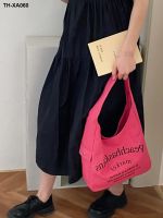 The new 2023 spring and summer fashion this year rose pink tote bags large capacity of college students class one shoulder inclined bag