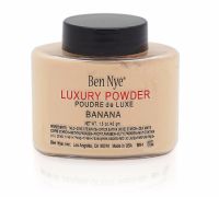 Ben Nye แป้งฝุ่นผสมรองพื้น เบนเน่ Luxury Powder 42g สีกล้วย #Banana