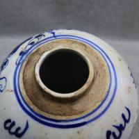 Ancient Qing Dynasty folk kilns, all hand-made, blue and white, dragon pattern covered pot