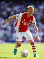 โปสเตอร์ มาร์ติน โอเดการ์ด Martin Odegaard Arsenal อาร์เซนอล The Gunners กันเนอร์ แชมป์ Poster ฟุตบอล สำหรับตกแต่งผนังบ้าน แต่งร้าน บาร์ ออฟฟิศ คาเฟ่ 77poster