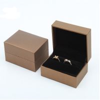 1 pcs more size gold color New leather filled paper jewelry box ring necklace celet celet pendant jewelry packing box