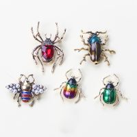 Vintage Various Animals Bees Ladybugs Brooches Insects Brooch Pins Jewelry Banquet Animal Party Favors Accessories Jewelry