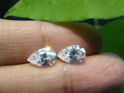 คิวบิกเซอร์โคเนีย เพชรรัสเซีย Cubic Zirconia รูปยอดน้ำ สีขาว 4เม็ด WHITE American diamond stone PEAR 8x6MM  WHITE ( 4 PCS)