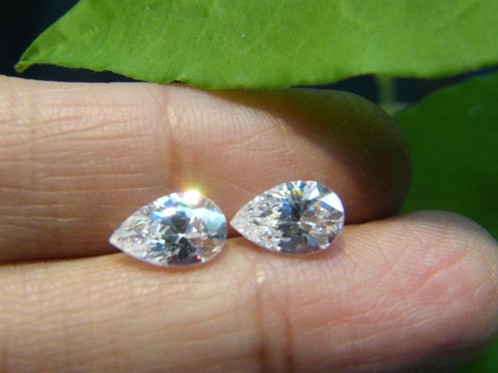 คิวบิกเซอร์โคเนีย-เพชรรัสเซีย-cubic-zirconia-รูปยอดน้ำ-สีขาว-4เม็ด-white-american-diamond-stone-pear-4x5mm-white-4-pcs