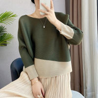 LANMREM 2022 Spring New Folds T-shirt Female Loose Long Sleeve Color Matching Pleated Top Women Fashion Clothing 2W1663