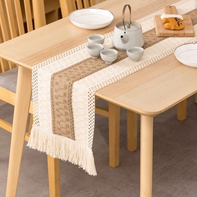 Cotton and Linen Table Runner Natural Jute Splicing Bohemian Style Table Runners With Tassels Dining Wedding Home Table Decor
