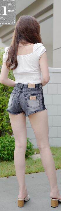 ถูกสุดๆ-2511-jeans-by-araya-กางเกงขาสั้นผู้หญิง-กางเกงยีนส์ขาสั้น-ผญ-กางเกงยีนส์ขาสั้น-ผ้ายืด-ฟอกสีดำสโนแถบแต่งปลายลุ่ย-เข้ารูป-ทรงสวยเป๊ะเว่อร์-เอวสูงใส่สบาย-แบรนด์2511-jeans