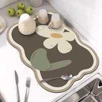 ไม่สม่ำเสมอ Super Absorbent Mat เคาน์เตอร์ครัว Coffee Draining Pad Quick Drain Tool Tableware Non-Slip Pads Dish Drying Placemat