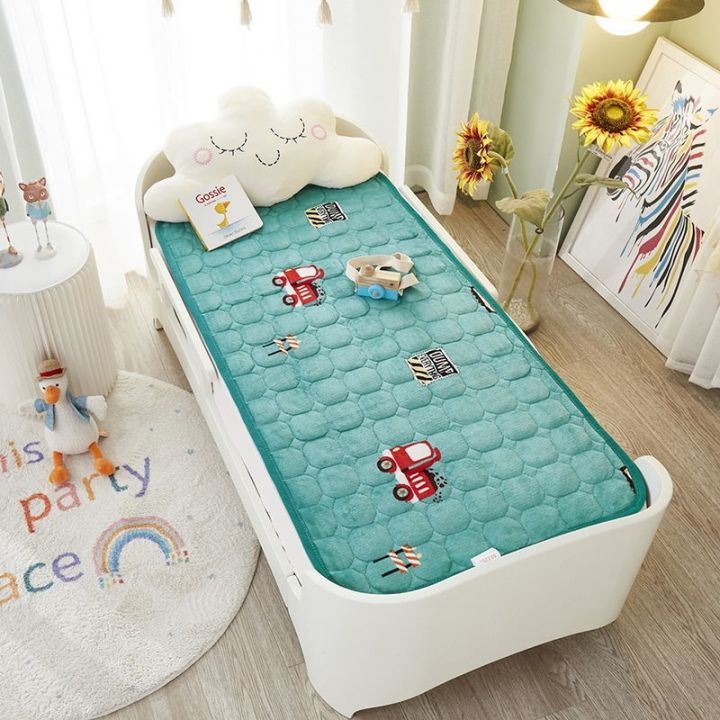 flannel-kindergarten-children-mattress-with-thick-collapsible-water-to-wash-the-baby-baby-warm-bed-bedding-soft-bedding