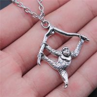 Vintage Antique Silver Plated 39x32mm Orangutan Monkey Pendant Necklace For Women Men Long Chain Trendy Jewelry Accessories Fashion Chain Necklaces