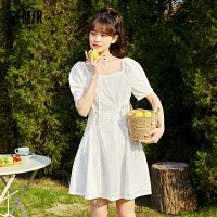 Semir Dress Women Embroidered Square Neck Strap Hollow Elegant 2022 Summer New Puff Sleeve Waist Dresses French Style