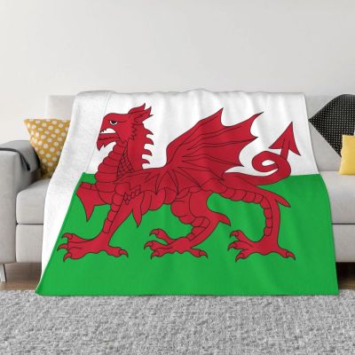 （in stock）Welsh flag blanket, soft wool, warm autumn Flannel blanket, used for sofa, travel, bedroom, Duvet（Can send pictures for customization）