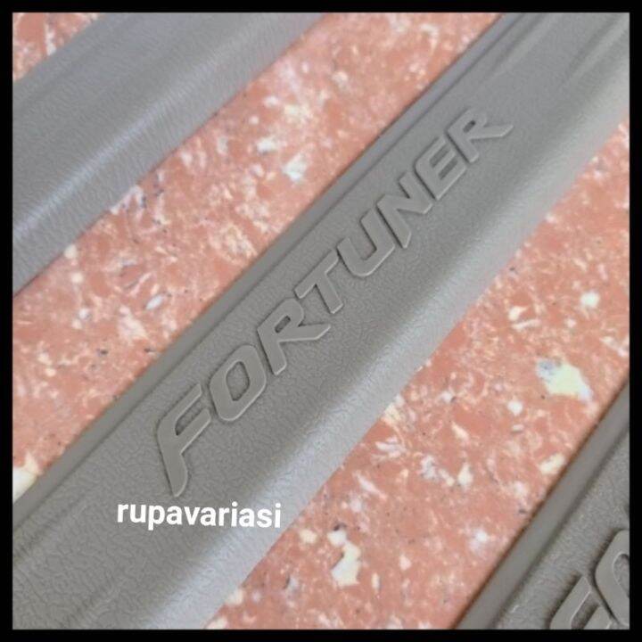 TOYOTA Sill plate Seal plate Side Door Car Door fortuner Old 2005 To