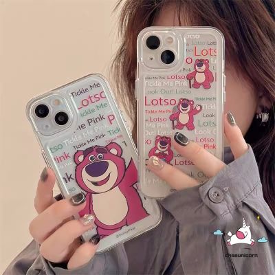 Lotso เคสคู่รักรูปหมีสตรอเบอร์รี่น่ารักตลกๆเข้ากันได้กับ iPhone XR 11 13 7Plus 14 12 Pro Max 8 7X6 6S Plus XS Max SE 2020การ์ตูนเคสนิ่มกันกระแทกฉลากภาษาอังกฤษ