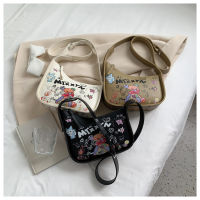 Daifa Retro Baguette Bag Small And Popular Korean Style Personalized Graffiti Bear Cute Summer Crossbody Bag For Women