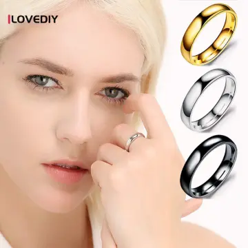 Fake Diamond Rings that look REAL from Luxuria Diamonds