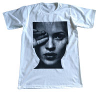 Kate Moss เสื้อยืด แขนสั้น นางแบบแฟชั่น จิตรกร คอกลม สกรีนลาย ผู้ชาย ผู้หญิง ย้อนยุค เสื้อยืดลําลอง สไตล์วินเทจ