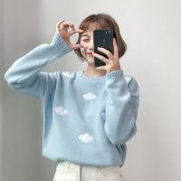 Sale+พร้อมส่งทุกสีแล้วค่า️️Cloudy Sweater เสื้อสเวตเตอร์ไหมพรมปักลายก้อนเมฆสไตล์เกาหลี C325