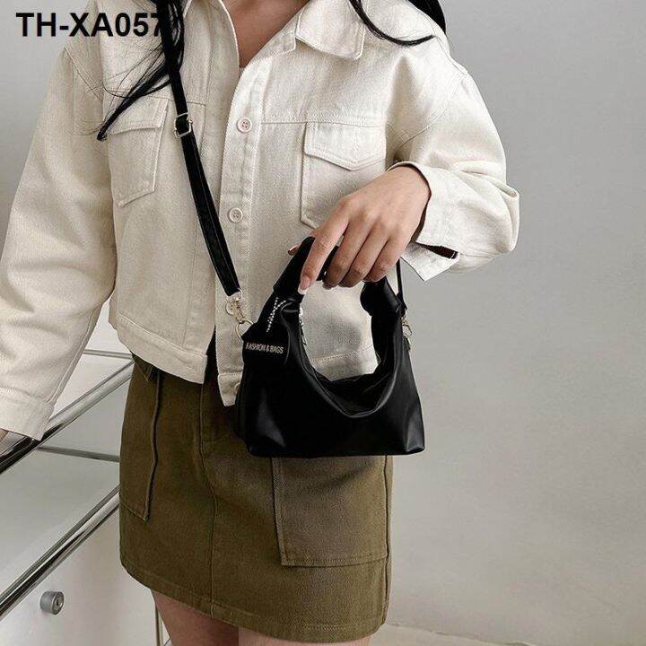 wholesale-foreign-female-senior-feeling-bag-2023-popular-new-style-folding-portable-clouds-package-single-shoulder