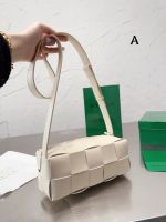 NOWDS Handbag Woven Tofu Bag