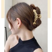 ~ร้านไทย~??? กิ๊บหนีบผมรุ่น fishbone hairpin กิ๊บหนีบก้างปลา รุ่นใหม่ กิ๊บผม กิ๊บติดผม หนีบผม กิ๊ฟหนีบผม ตัวหนีบผม