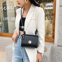 This years popular ins super hot high-end sense net red small black square bag women 2023 new trendy crossbody all-match 【BYUE】