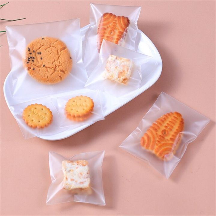 100pcs-thickened-frosted-self-adhesive-self-sealing-cookie-snowflake-crisp-packaging-food-bags