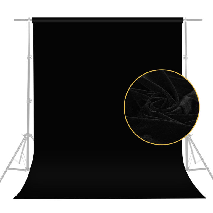 Phông nền đen: Lấy cảm hứng từ trầm lặng và sự bí ẩn của đêm tối, phông nền đen trong hình ảnh này sẽ khiến bạn cảm thấy thư giãn và đắm chìm trong không gian đen trắng đầy tinh tế.