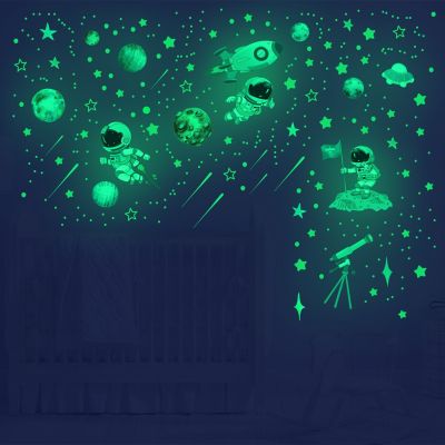 ▽ Glow-in-dark Wall Sticker Astronaut Stars Planets Self Adhesive Decals Home Luminous Baby Kid Bedroom Decor Background Wallpaper