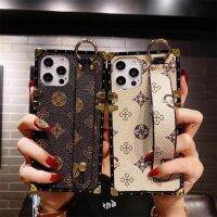 【Enjoy electronic】 Luxury Square Wrist Strap Holder phone Case For iPhone 12 mi11 13 14Pro XS MAX XR 7 8 6s Plus SE Fashion Geometric Leather cover