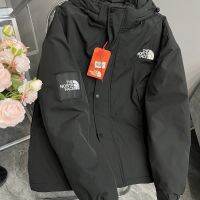 ♂❣The North Face Qiu Dong กับ DM Windproof และกันน้ำชายรุ่น Wind-Resistant Jacket Coat Joker แฟชั่นผู้ชายและผู้หญิงเงิน