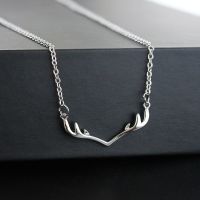 [COD] Foreign trade new fresh simple sweet little antlers necklace clavicle chain cute female short money ornaments